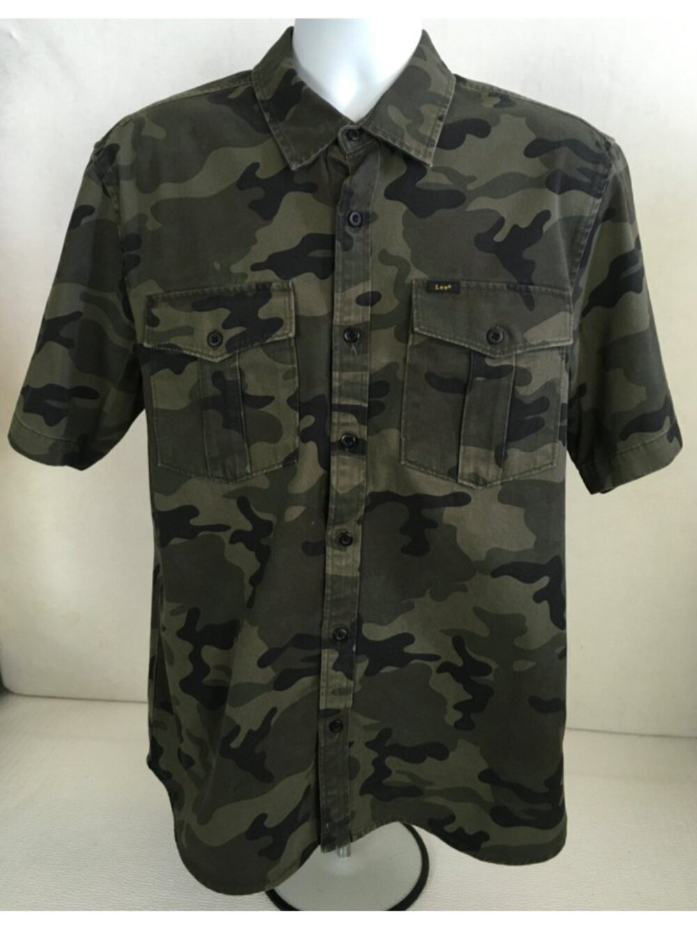 Lee Camo Button Down Shirt Size L Green Black Pockets Short Sleeves New w Tags
